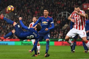 九游官方入口_包含门兴主场击败波鸿，中场拼抢占优的词条