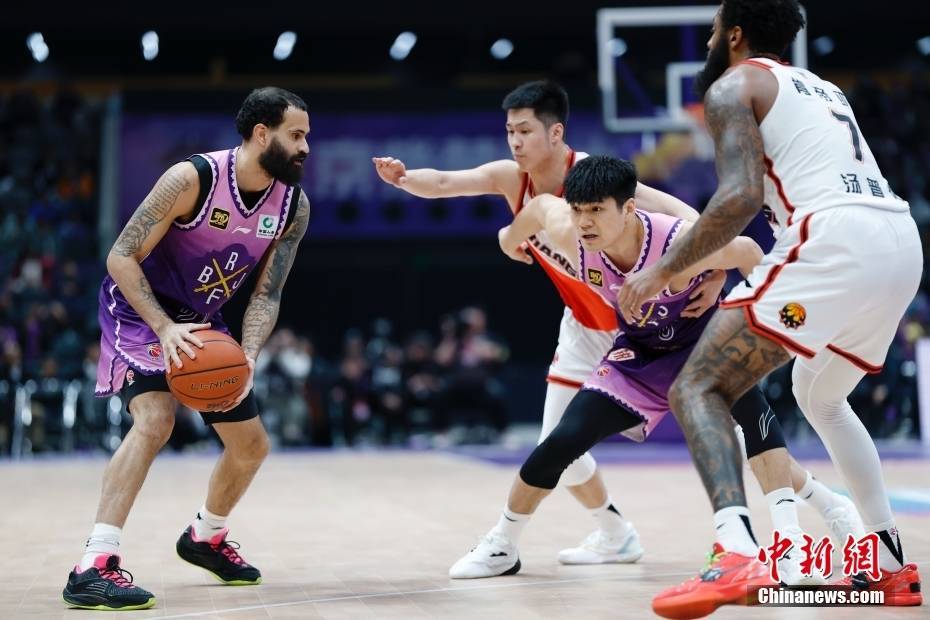 北京控股击败江苏肯帝亚,CBA竞争持续升温(cba江苏肯帝亚总经理徐嘉妮) 北京控股击败江苏肯帝亚,CBA竞争持续升温(cba江苏肯帝亚总经理徐嘉妮)