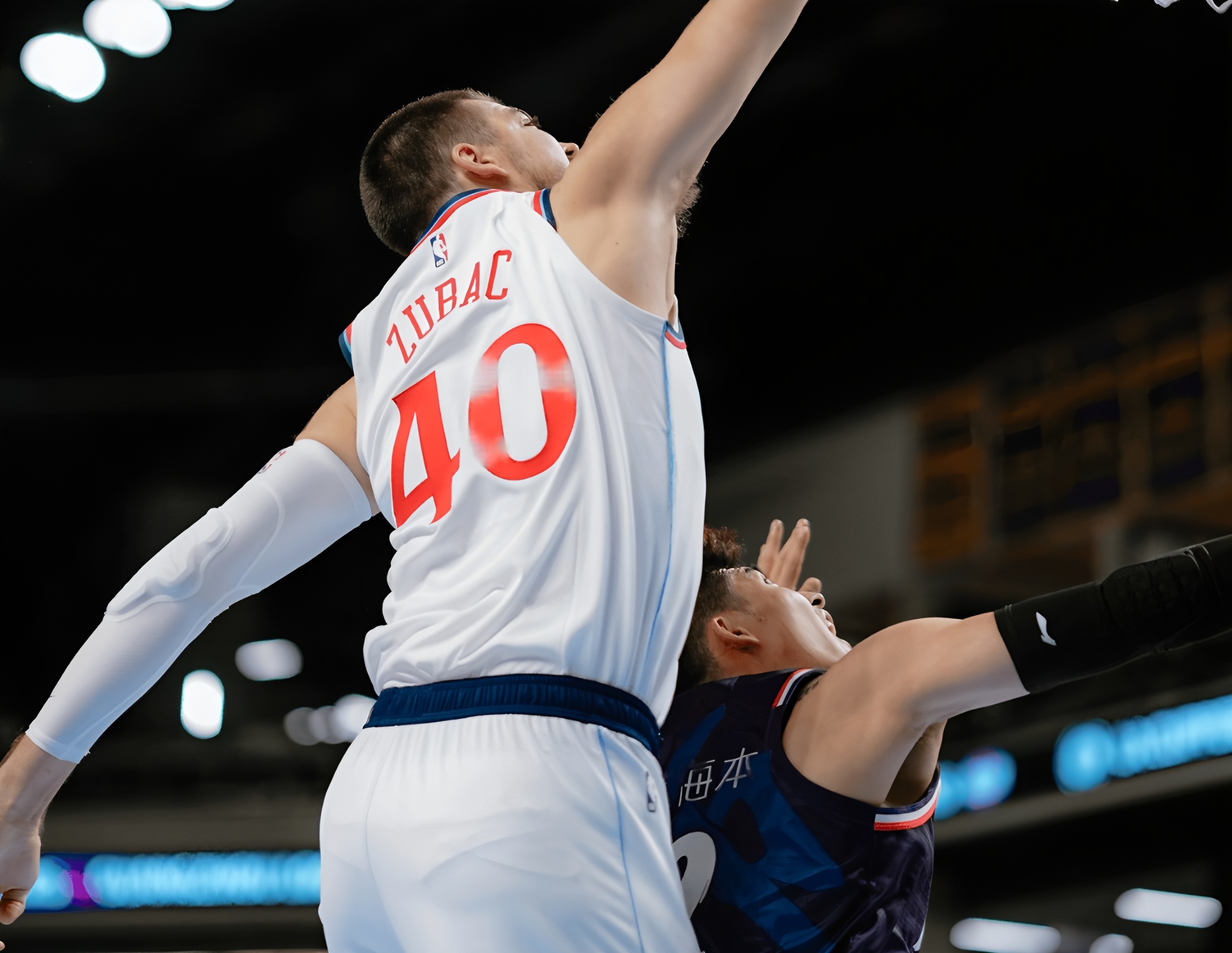 关于快船NBA战胜火箭，莱昂纳德稳定输出的信息