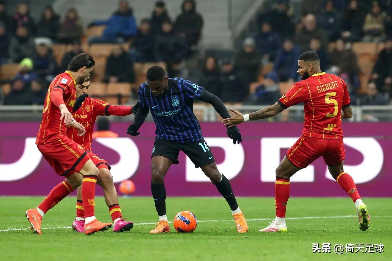 国际米兰意甲战胜尤文图斯，劳塔罗建功